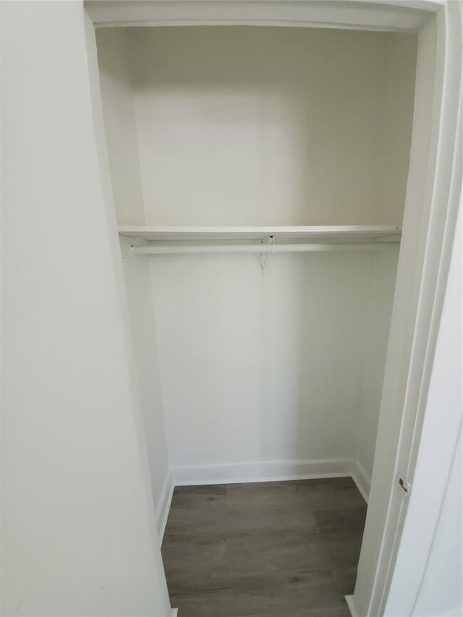 Foto del edificio - 236 NE 28th St