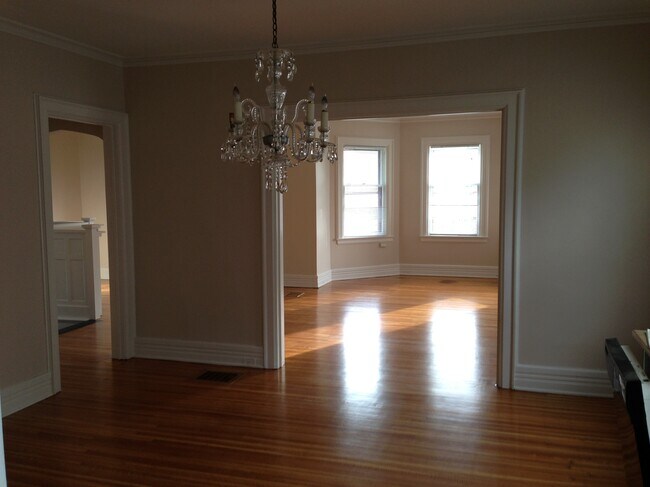 Building Photo - 147 Lexington Ave