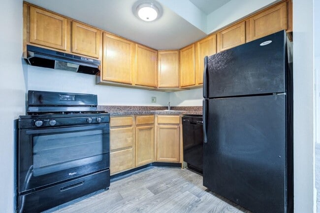 Building Photo - South Mountain Apartment Homes