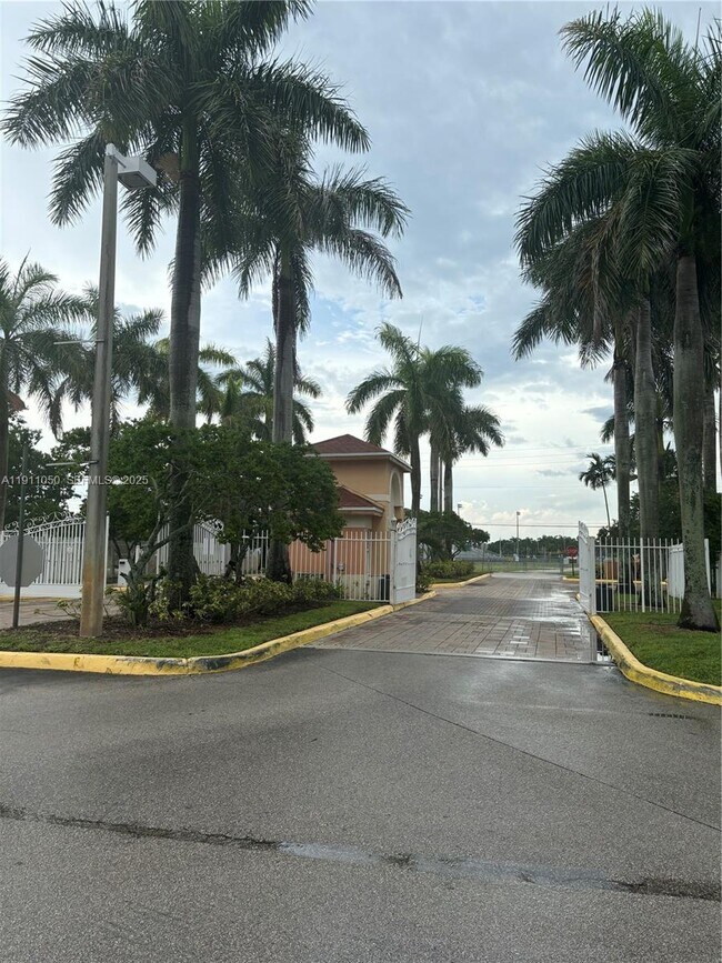 Foto del edificio - 6900 SW 39th St