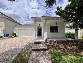 Building Photo - 11860 Thatcher Ave