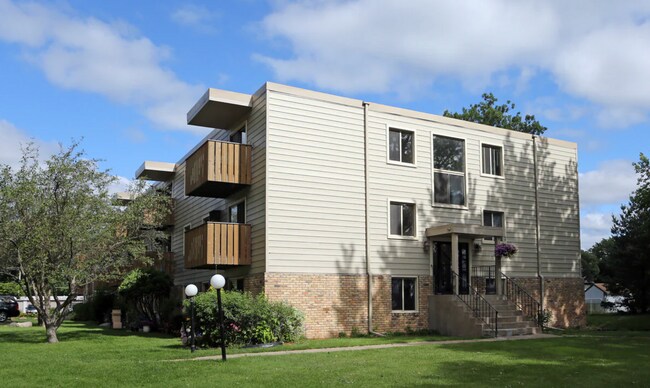 Foto del edificio - Forest Lake NorthShore Apartments LLC (1167)