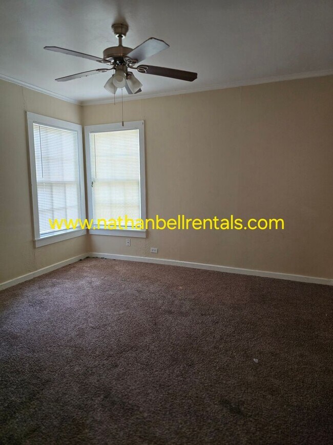 Foto del edificio - 431 24th St NW