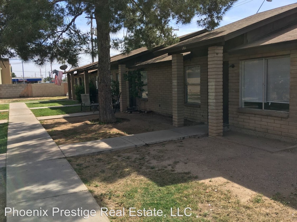 Foto principal - 339 S Stapley Dr