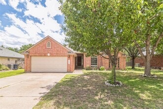 Building Photo - 800 Mountain Ridge Dr