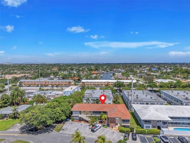 Building Photo - 2101 NE 68th St