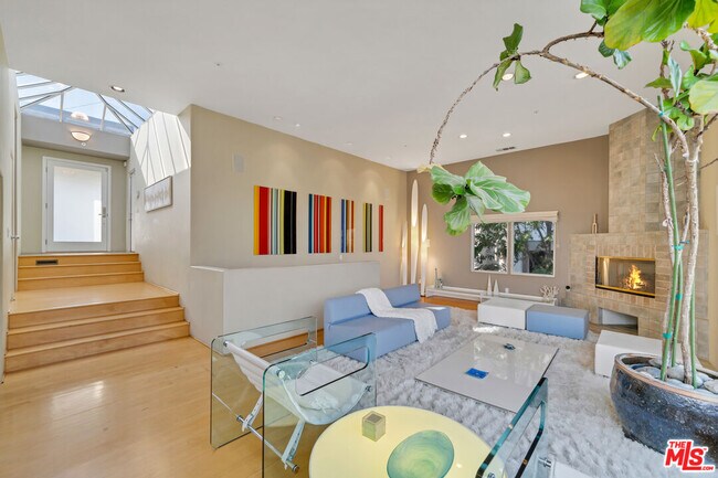 Foto del edificio - 8437 Brier Dr