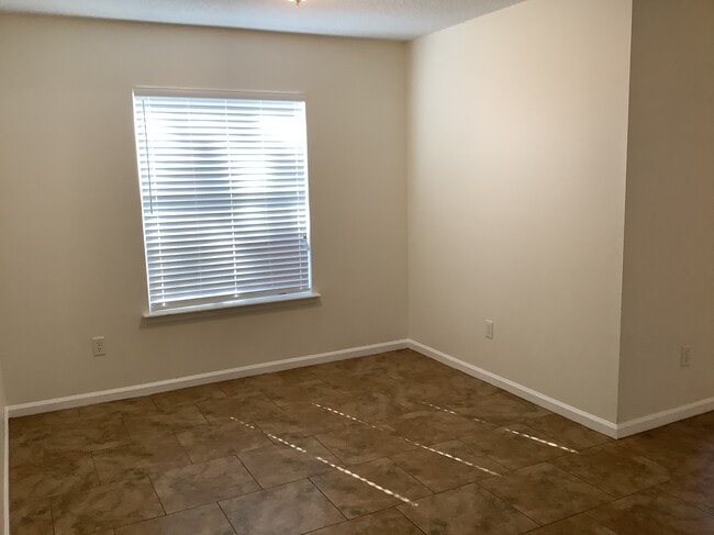 Foto del edificio - 3365 Shelley Dr