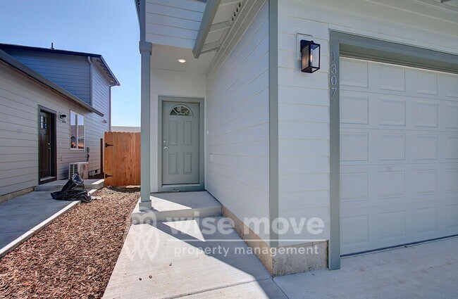 Foto del edificio - Brand New 3 Bedroom off Mill Plain