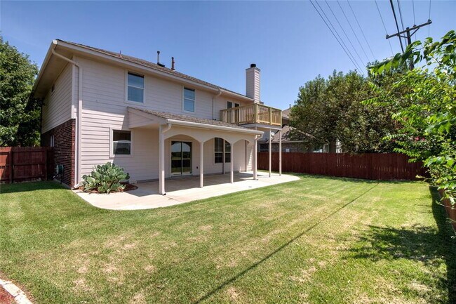 Foto del edificio - 700 Belmont Dr