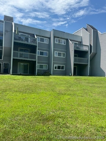 Building Photo - 183 W Lake Dr