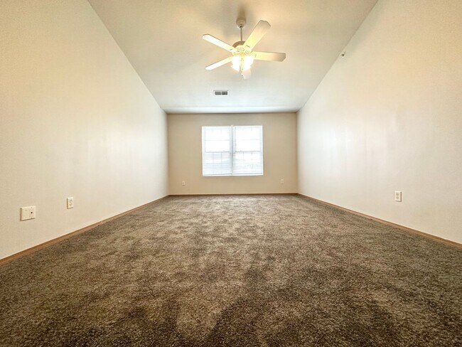 Interior Photo - Harvest View