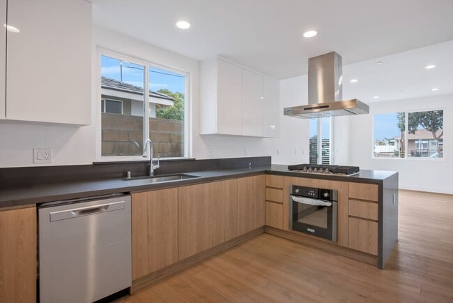 Foto del edificio - 12675 9th St