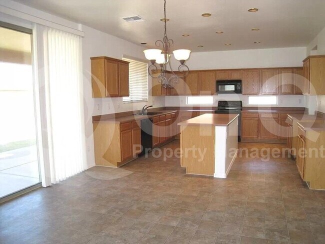 Foto del edificio - 6886 S Emerald Pl