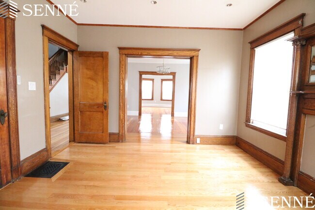 Foto del edificio - 67 Tonawanda St