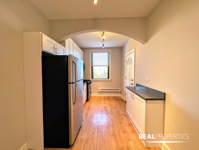 Foto del edificio - 2323 N Rockwell St