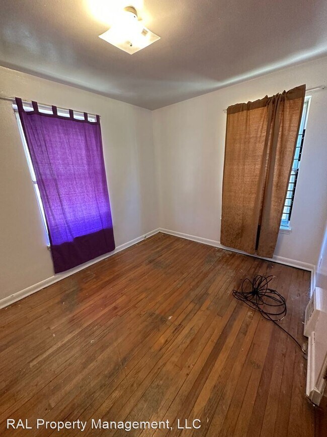 Building Photo - 2 br, 1 bath House - 15507 Westview Ave