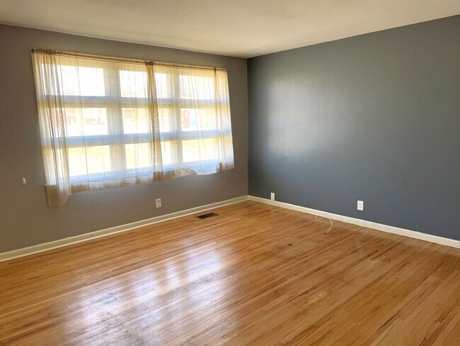 Foto del edificio - ***NEW PRICE*** Fantastic 3 Bedroom Home in Charlotte Park/West Nashville!