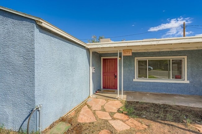 Foto del edificio - 571 Blackmore Dr