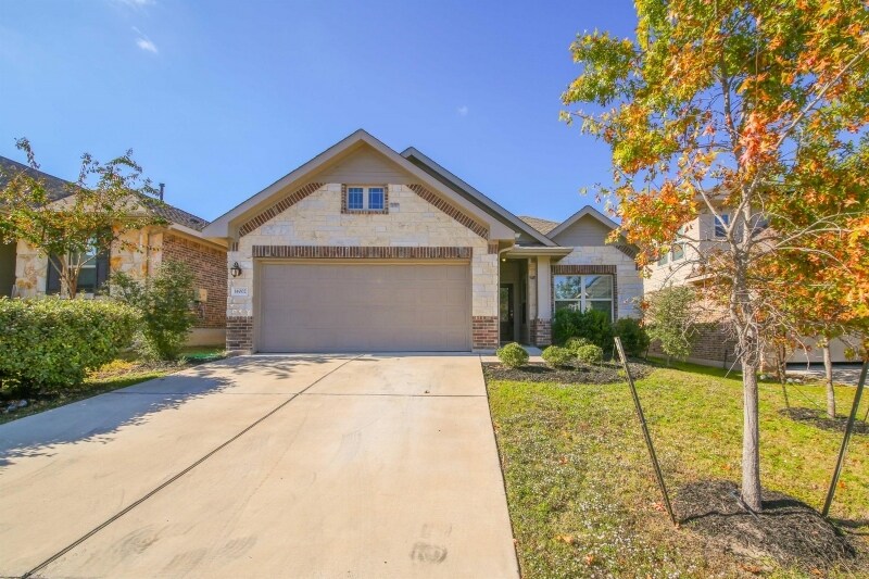 Foto principal - 14002 Madrigal Ln