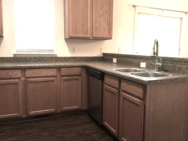 Building Photo - 7 Fawn Ridge Way