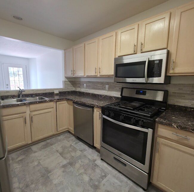 Foto del edificio - 8114 Chester Pkwy