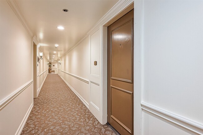 Foto del edificio - 3525 Sage Rd