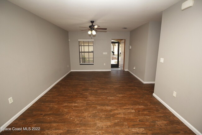 Building Photo - 1265 Luminary Cir