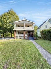 Building Photo - 12701 Benham Ave