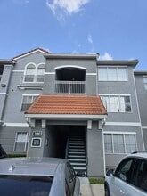Building Photo - 18001 Richmond Pl Dr