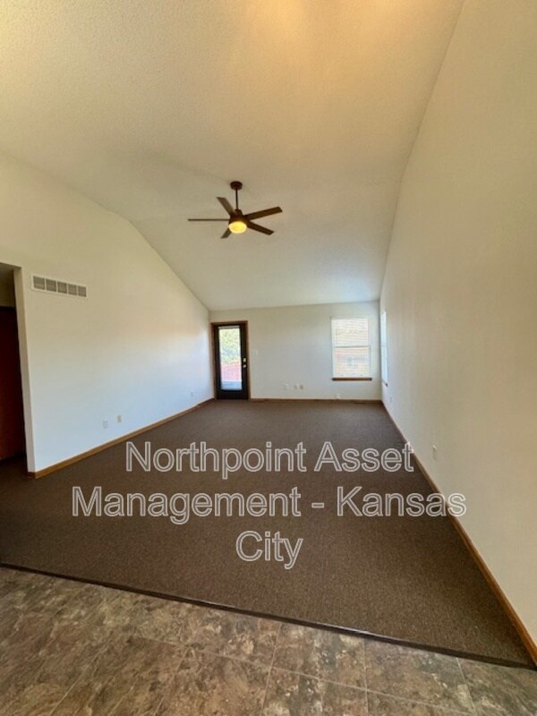 Foto del edificio - 244 SW Chartwell Pl
