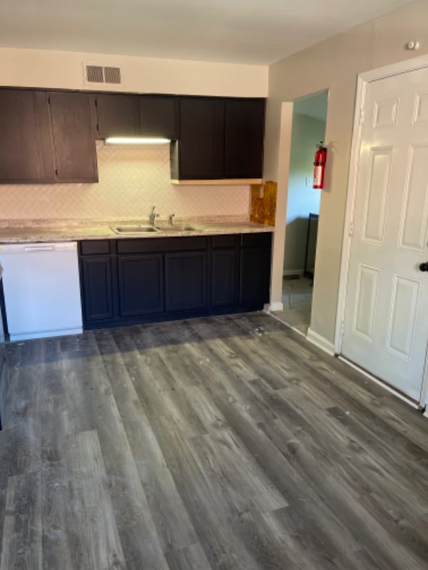 Building Photo - 6319 Hackberry Way