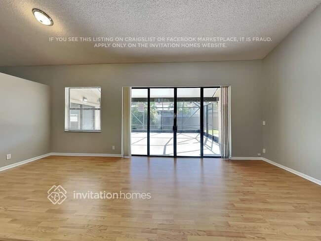 Building Photo - 5112 NW 49th Ave