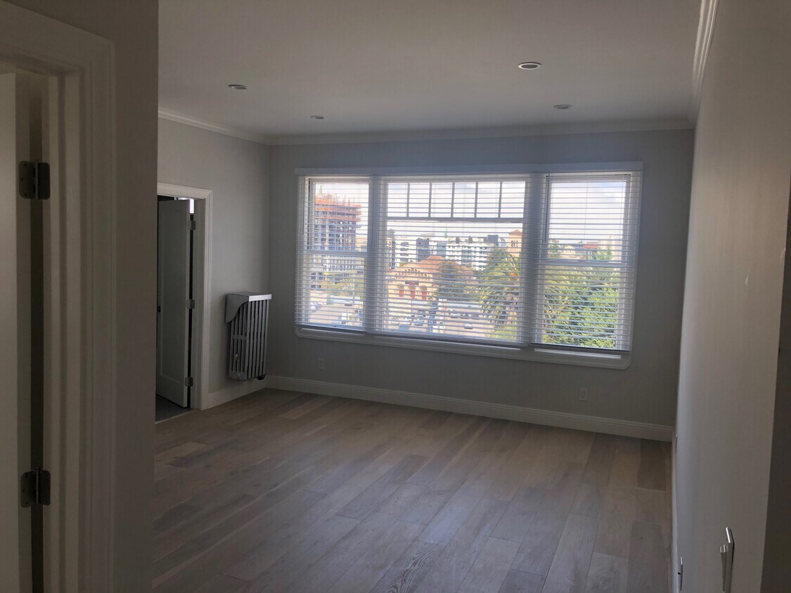 Foto principal - 171 Montecito Ave