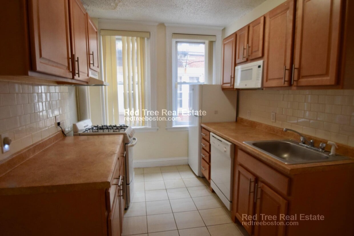 Photo - 5 Barrows St. Unit 1