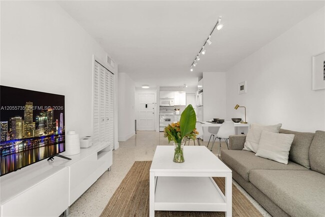 Foto del edificio - 836 SW 1st St