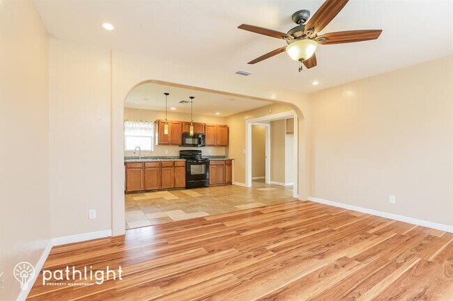Foto del edificio - 4118 Sw 22Nd Street