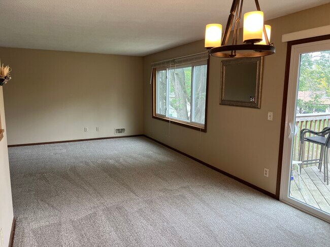 Foto del edificio - 15769 Hayes Trail