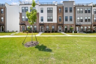 Building Photo - 2910 Kempthorne Rd