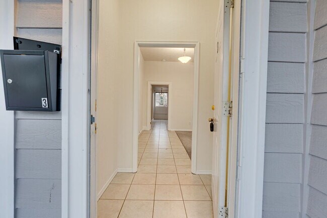 Foto del edificio - 5814 N Mississippi Ave