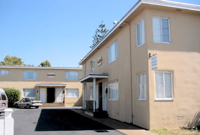 Foto del edificio - 2439-2447 8th St