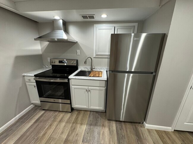 Kitchen - 2265 Reading Blvd