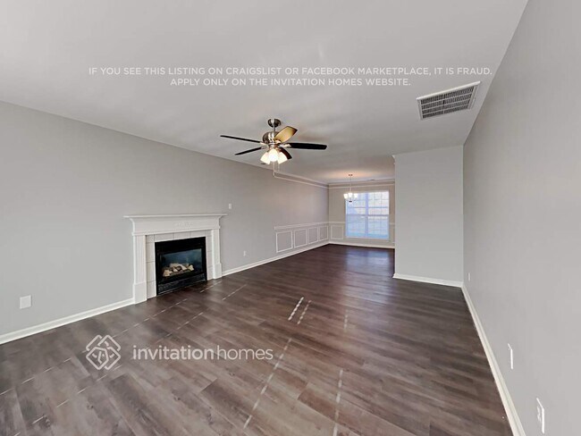 Foto del edificio - 4815 Asherton Pl NW