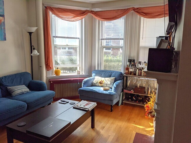 Foto del edificio - 336 Harvard St