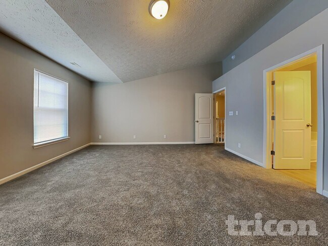 Building Photo - 1702 Jaques Dr
