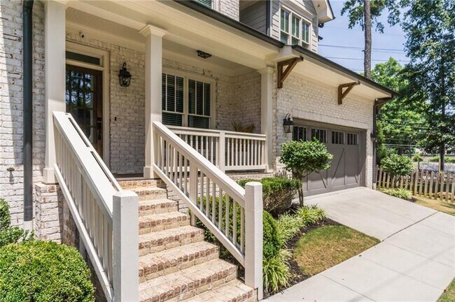Foto del edificio - 2761 Alpine Rd NE