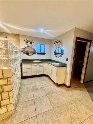 Building Photo - 200 Jackson Rnch Rd