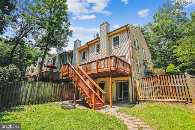 Foto del edificio - 9011 Mulvaney Ct
