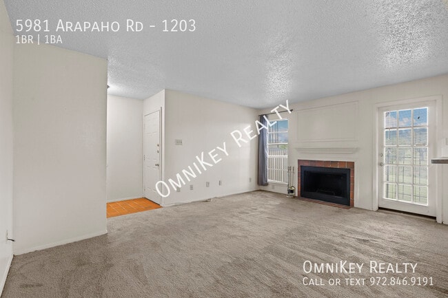Foto del edificio - 5981 Arapaho Rd