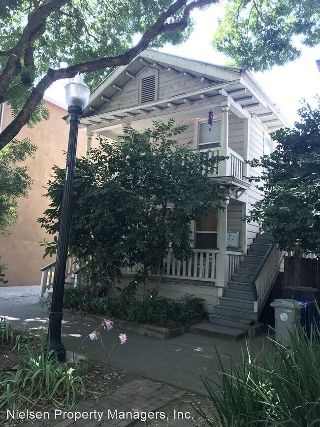 Foto del edificio - 922 E St